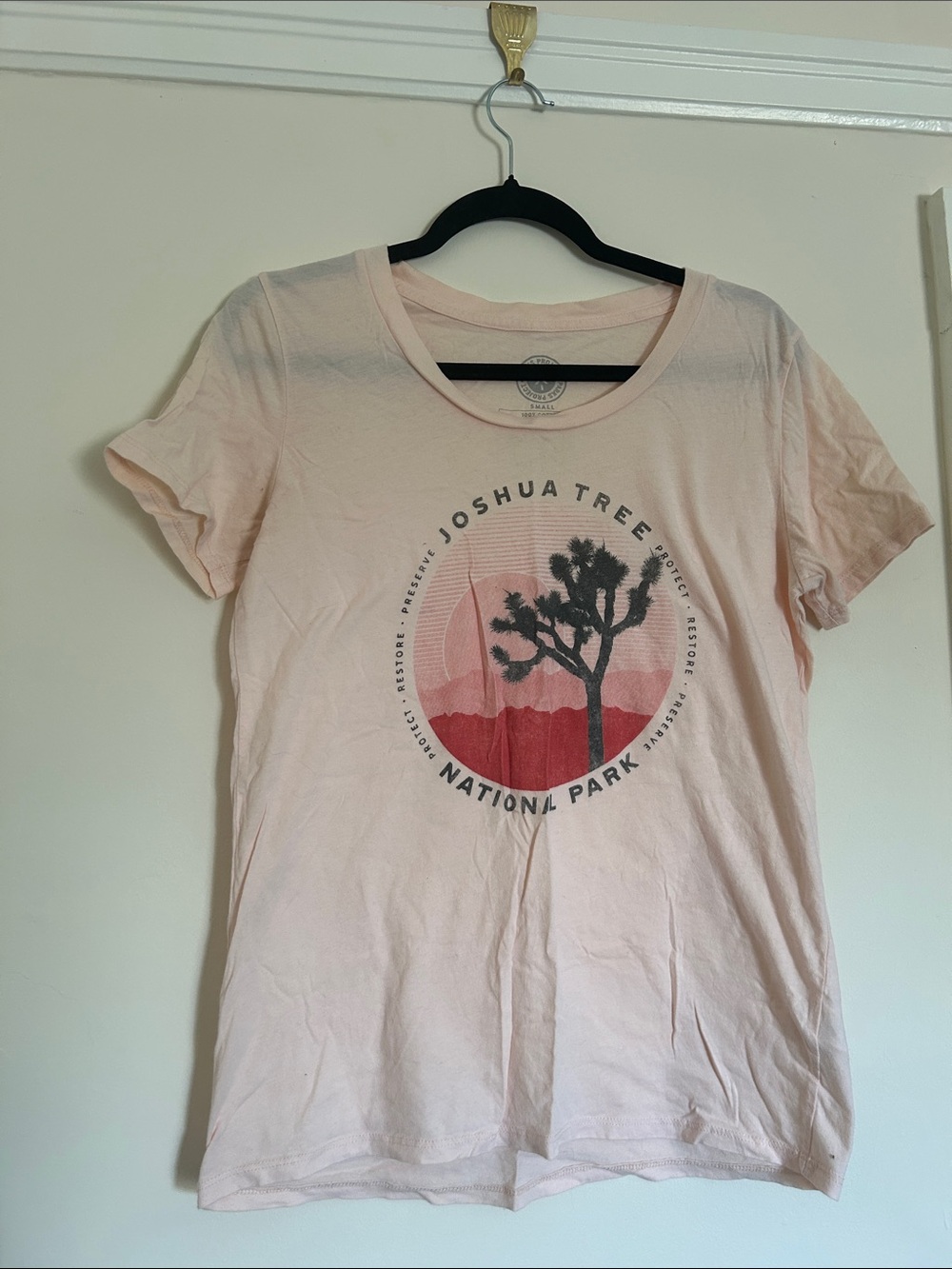 Parks Project Pink Joshua Tree T-Shirt Size Small